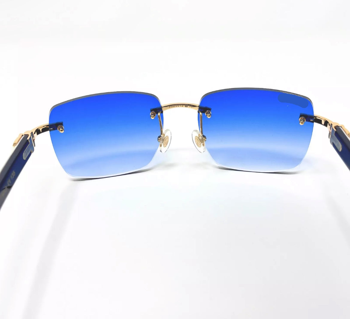 Pre-Owned Cartier Buffalo Horn White Sunglasses Blue Gradient