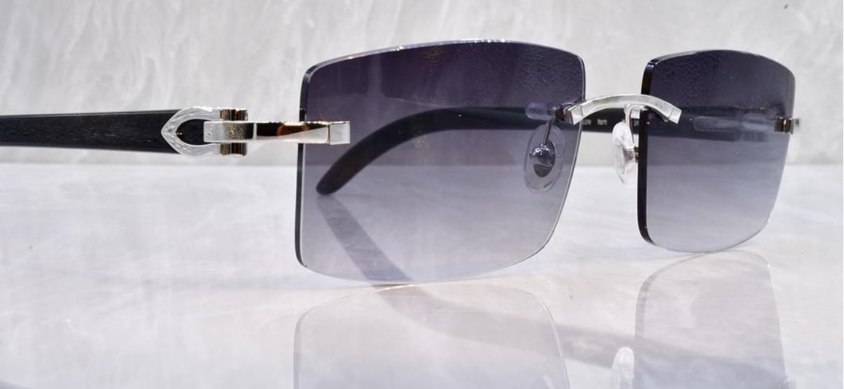 Pre-Owned Cartier Black Buffalo horn sunglasses Dark Gradient