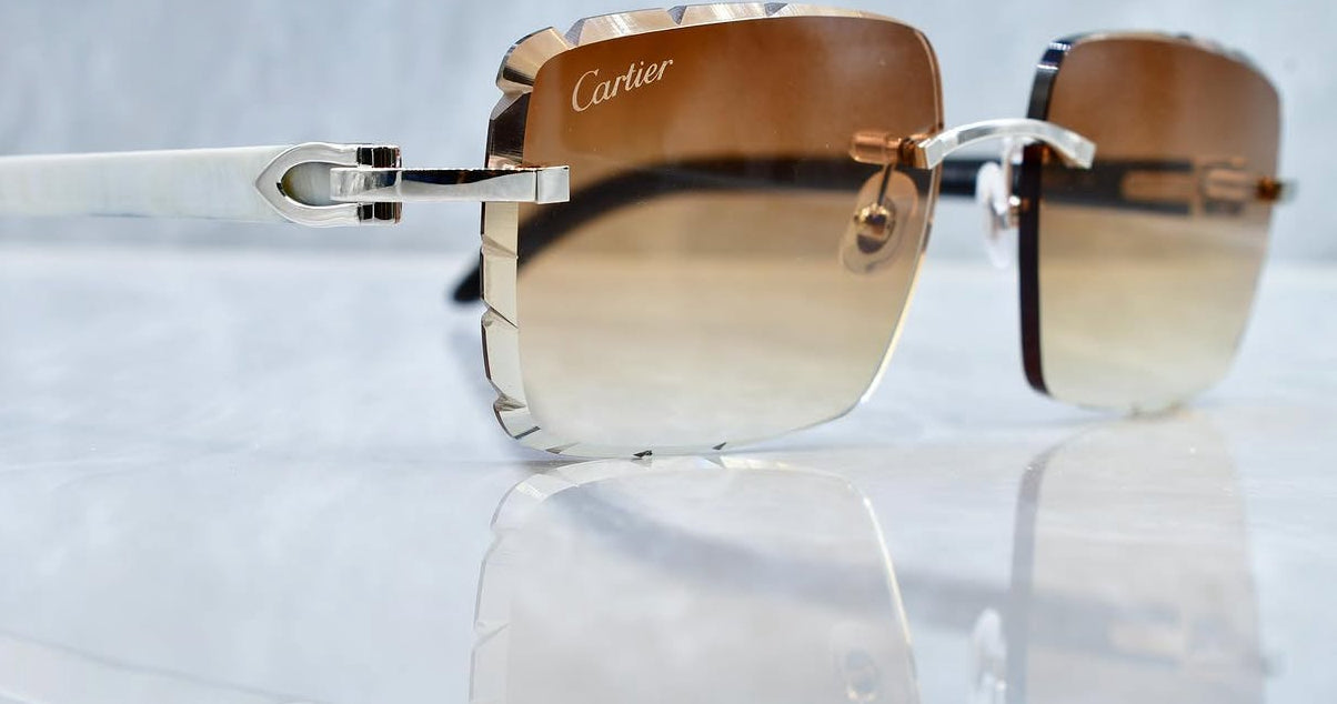Pre-Owned Cartier Buffalo Horn Diamond Cut Sunglasses Platinum/Brown